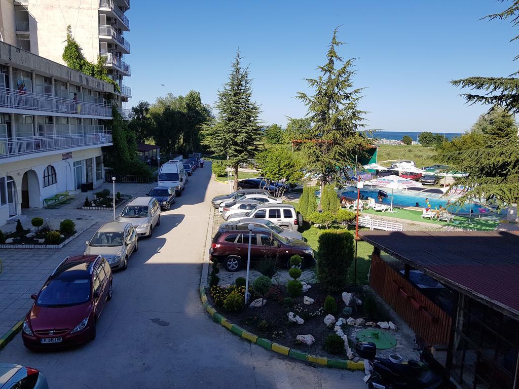 Dsk Hotel Kranevo Eksteriør billede